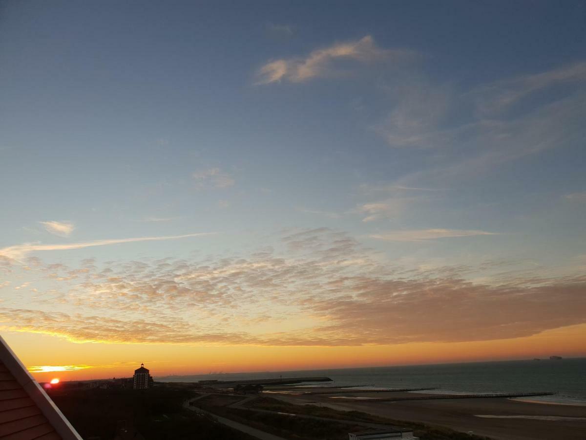 Penthouse Windkracht 10 Aan Het Strand Van Cadzand Exterior photo